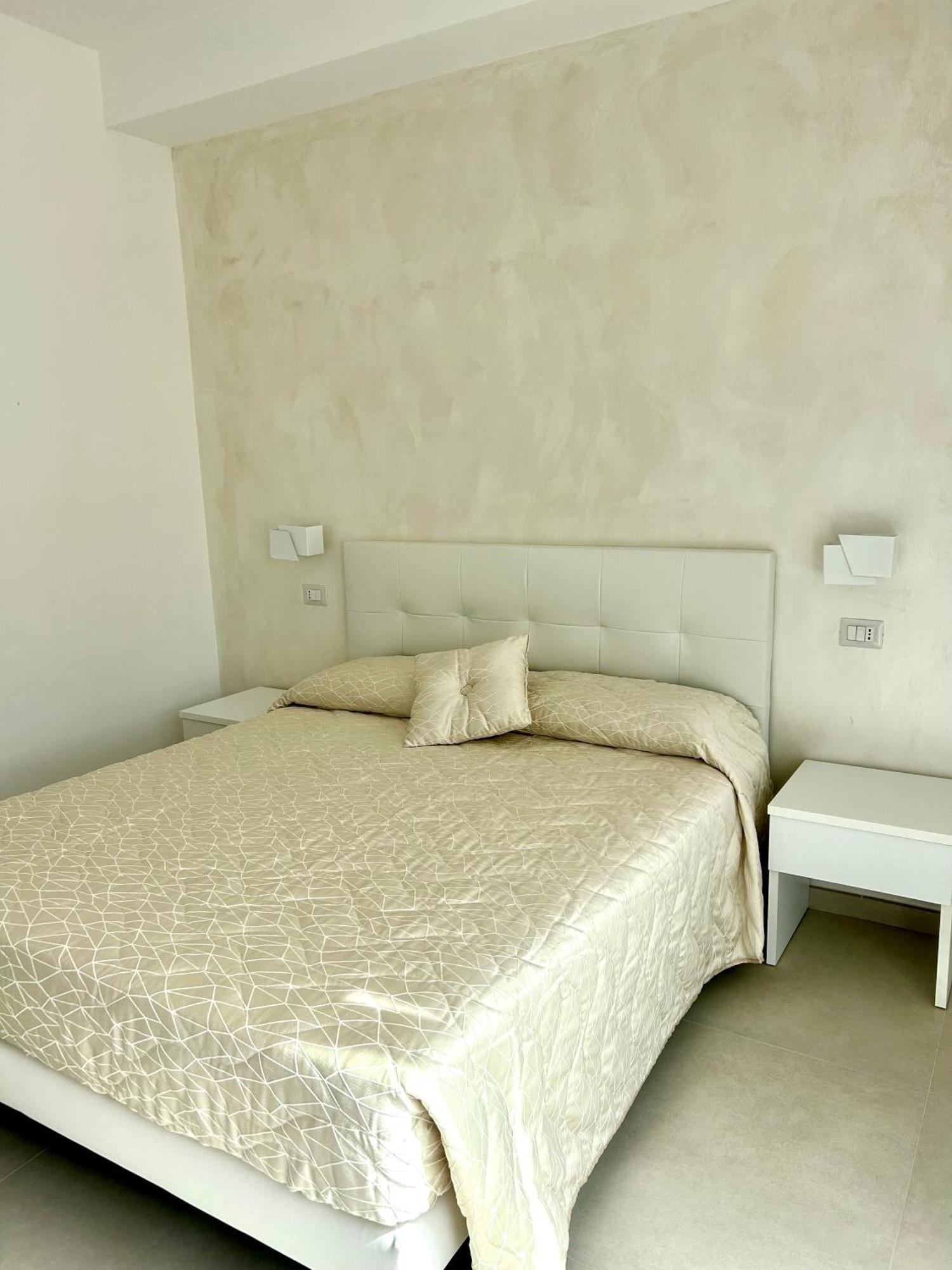 Gemini Luxury Rooms Peschici Exteriér fotografie