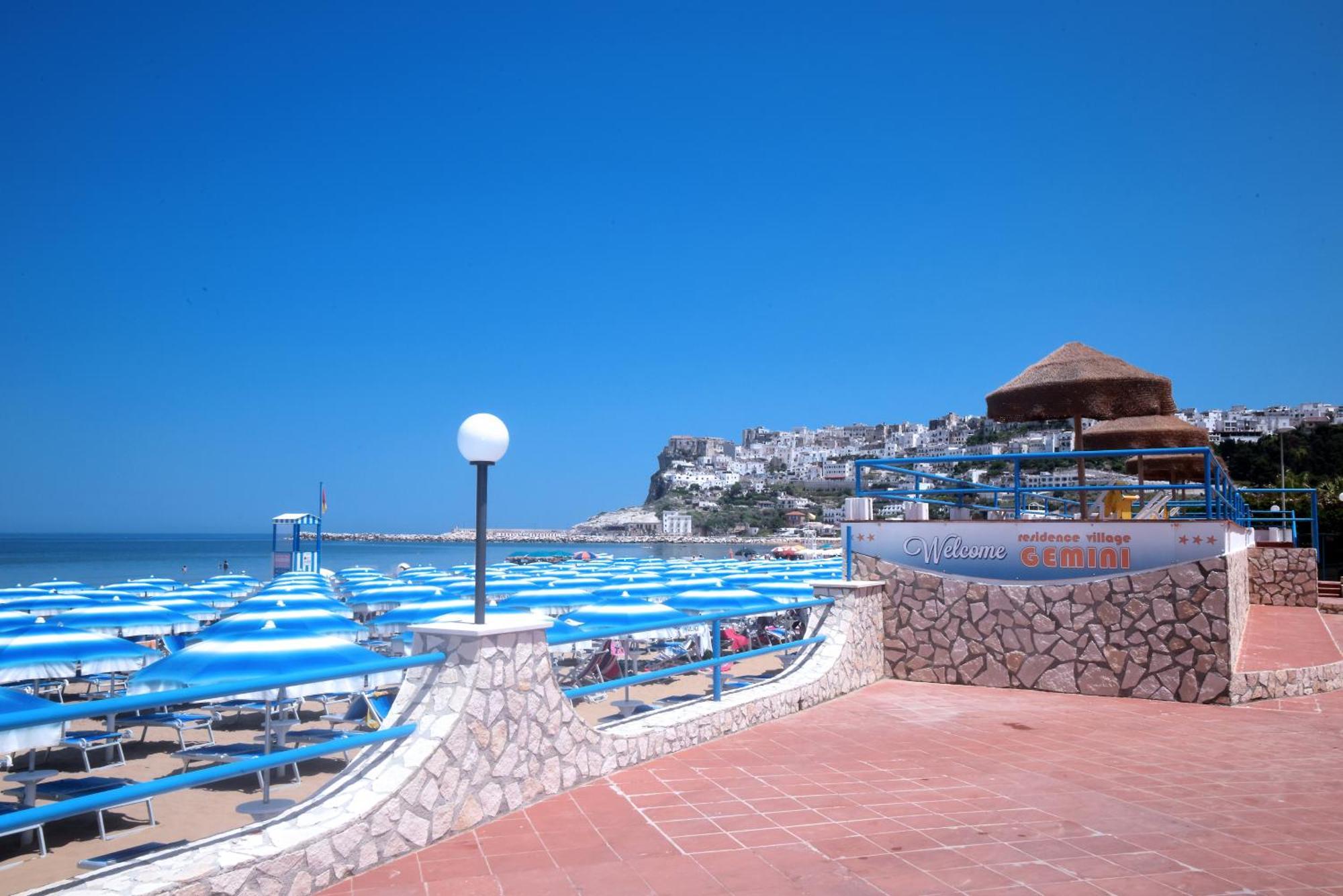 Gemini Luxury Rooms Peschici Exteriér fotografie